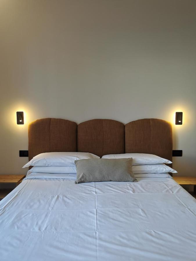 אלבניה Albium Hotel מראה חיצוני תמונה