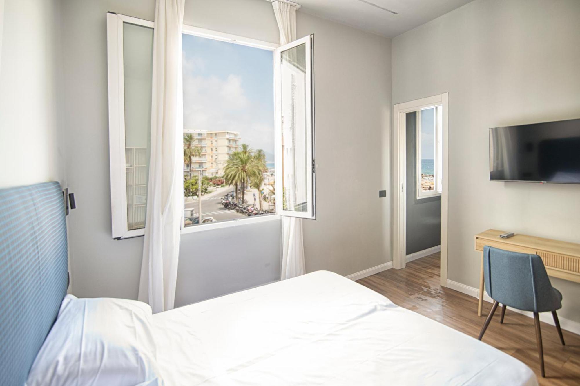 אלבניה Albium Hotel מראה חיצוני תמונה